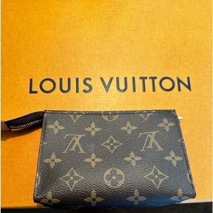 Louis Vuitton Monogram Toiletry Pouch 15